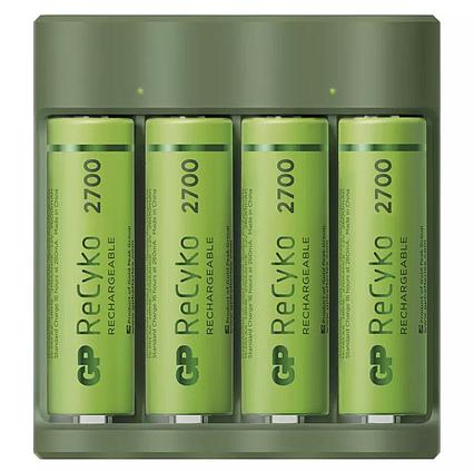 GP USB nabíječka baterií Everyday B421 + 4AA GP ReCyko 2700