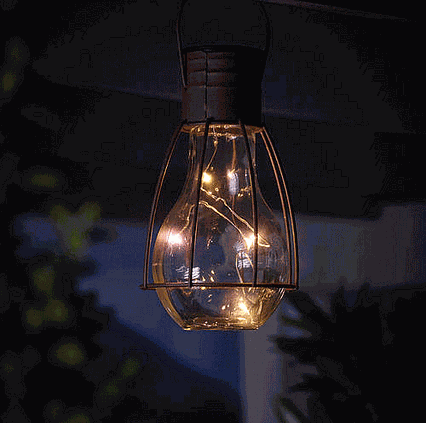 Solární závěsná lampa Cole & Bright Caged Lightbulb