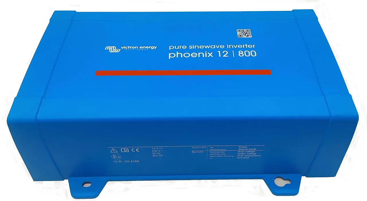 Měnič napětí Victron Energy Phoenix VE.Direct 800VA 12V - Výstavní kus